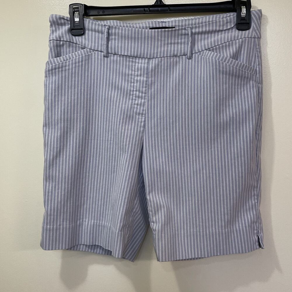 Women’s Large Shorts Blue And White Pinstripe Stylish Casual Beach Golf Work